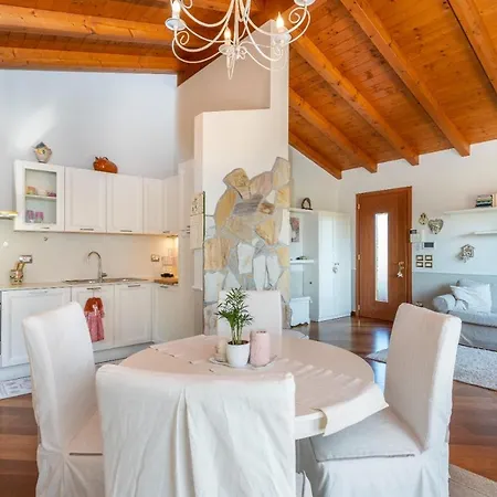 Da Dede Cozy With Terrace And Private Parking! Apartamento