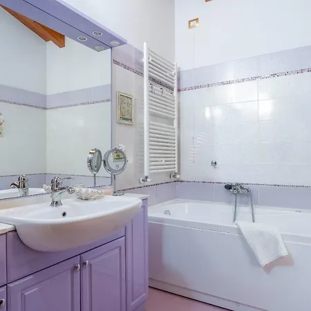 Da Dede Cozy With Terrace And Private Parking! Apartamento *