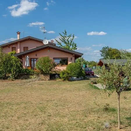 Apartment Da Dede Cozy With Terrace And Private Parking!